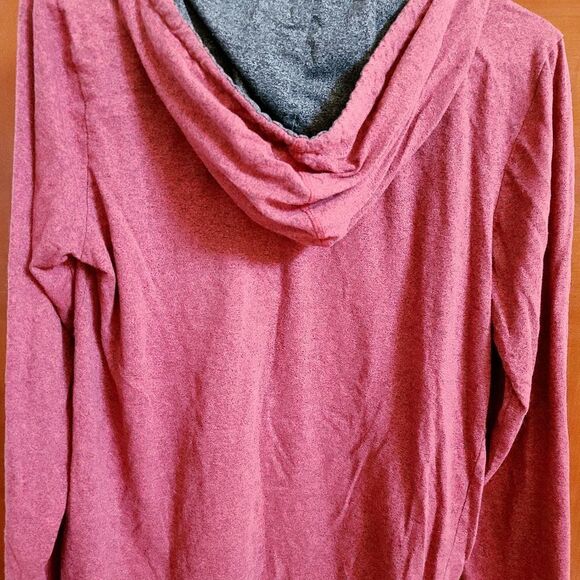 Lion's Crest men's pouch pocket hood long-sleeve shirt - Picture 14 of 16